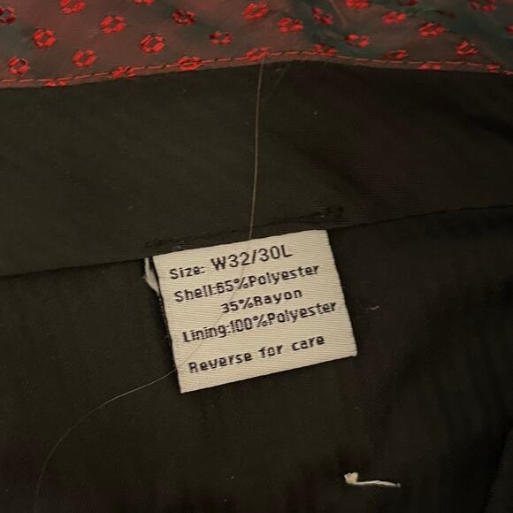 Paisley & Gray Slim Fit Pants Green Red Plaid Hi-Rise Holiday Size 32 Plus - Picture 7 of 7